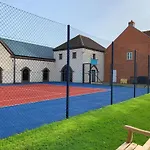 Hideaway At The Bay, 1 Bedroom Ground Floor Apartment, 2 Small Dogs Welcome *