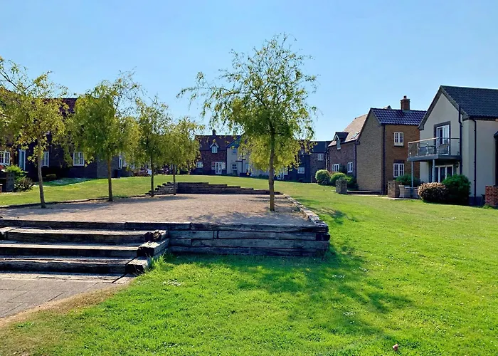 Hideaway At The Bay, 1 Bedroom Ground Floor Apartment, 2 Small Dogs Welcome Filey